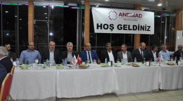 Anesiad Genel Merkez Heyeti, Malatya üyeleri ile yemekte buluştu.